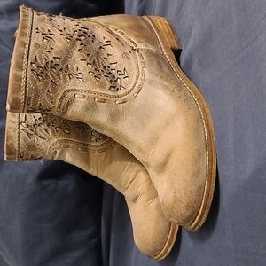 Corral booties